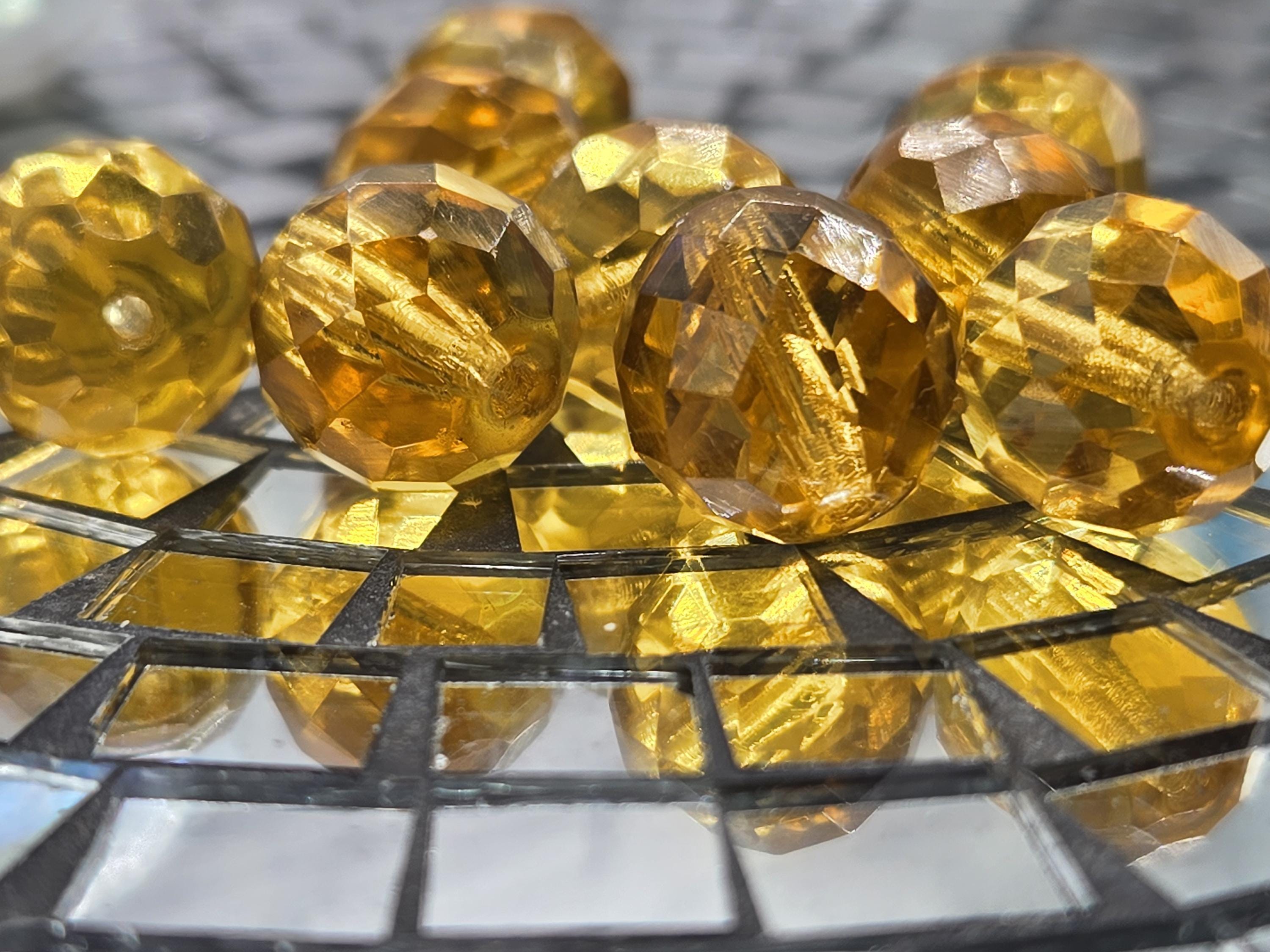 Preciosa Golden Topaz Czech Glass Beads, 14mm (15 PCS)