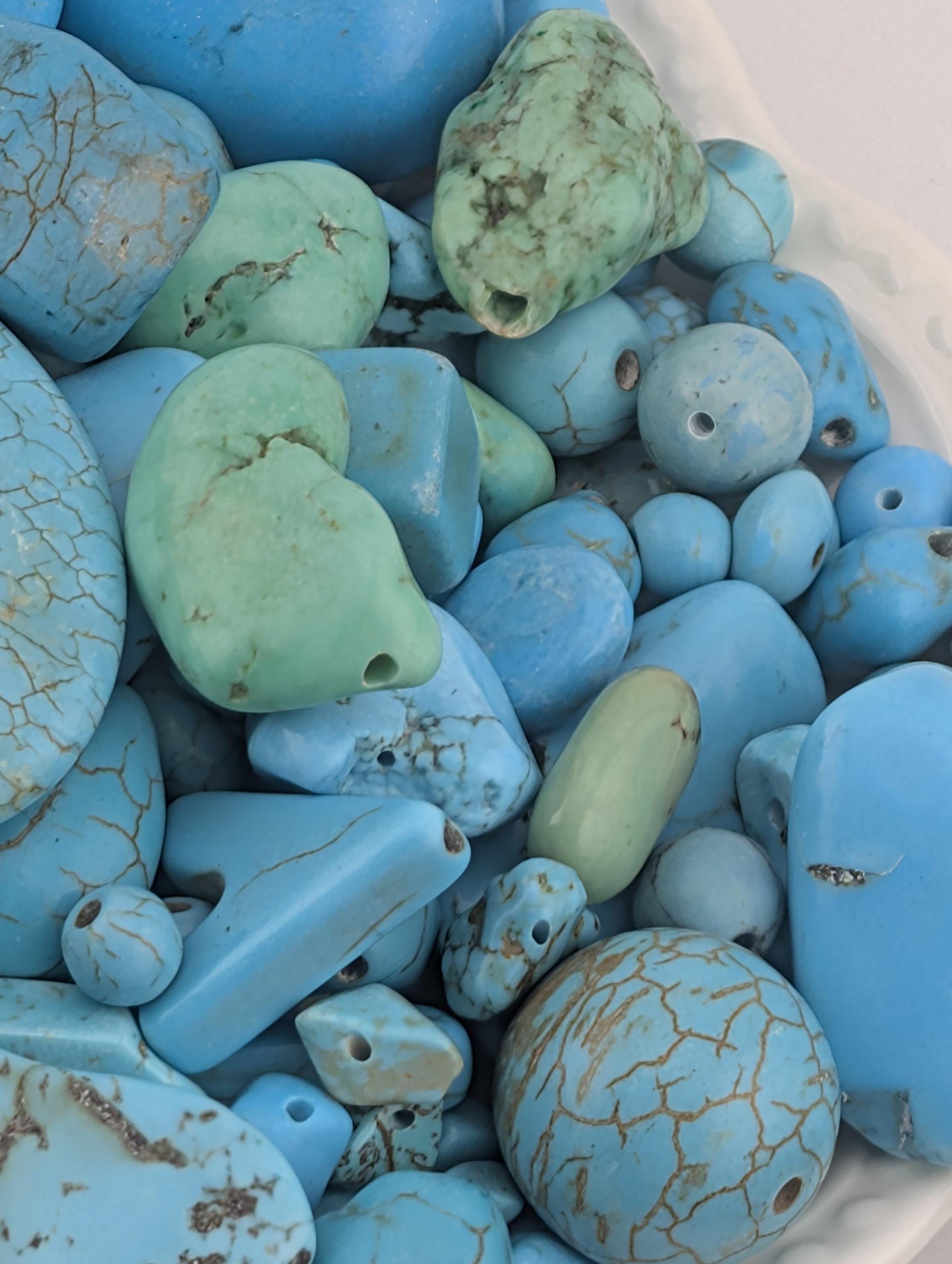 Gemstone Beads Mix: Turquoise, Howlite & Wagnerite - Natural Colors | Jewelry Making Bracelet Supply | Learise Curated Mix