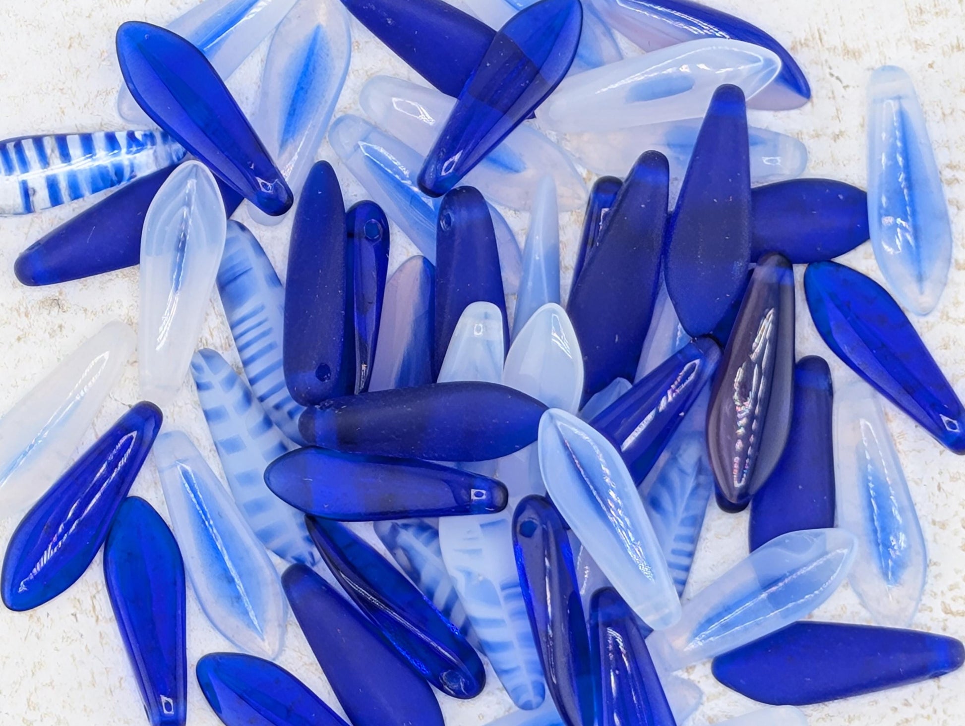 Czech Dagger Bead Blue Mix 10g