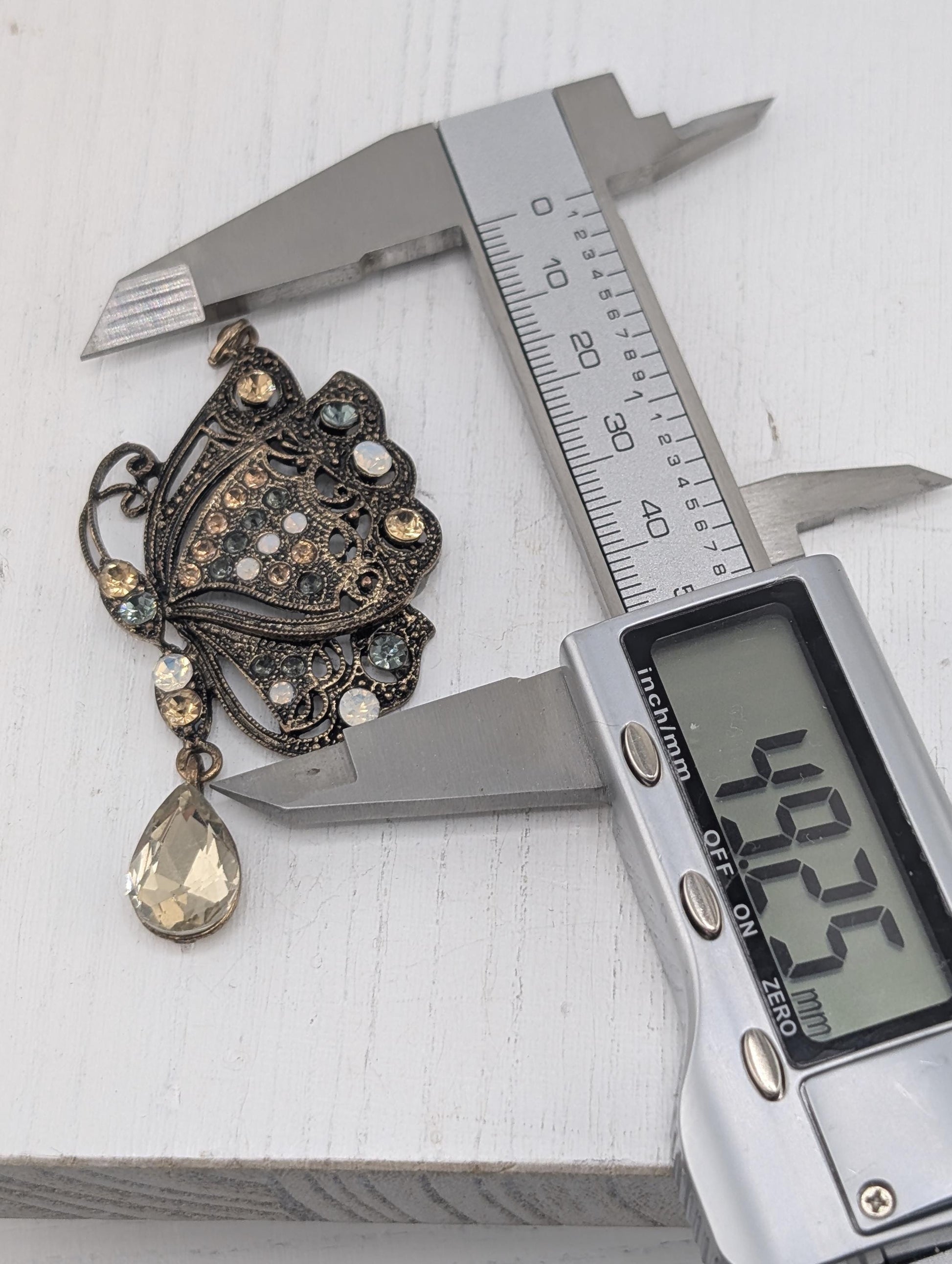 Gothic Bronze Butterfly Pendant, Ornate Vintage Style (Jewelry or Bag Charm)