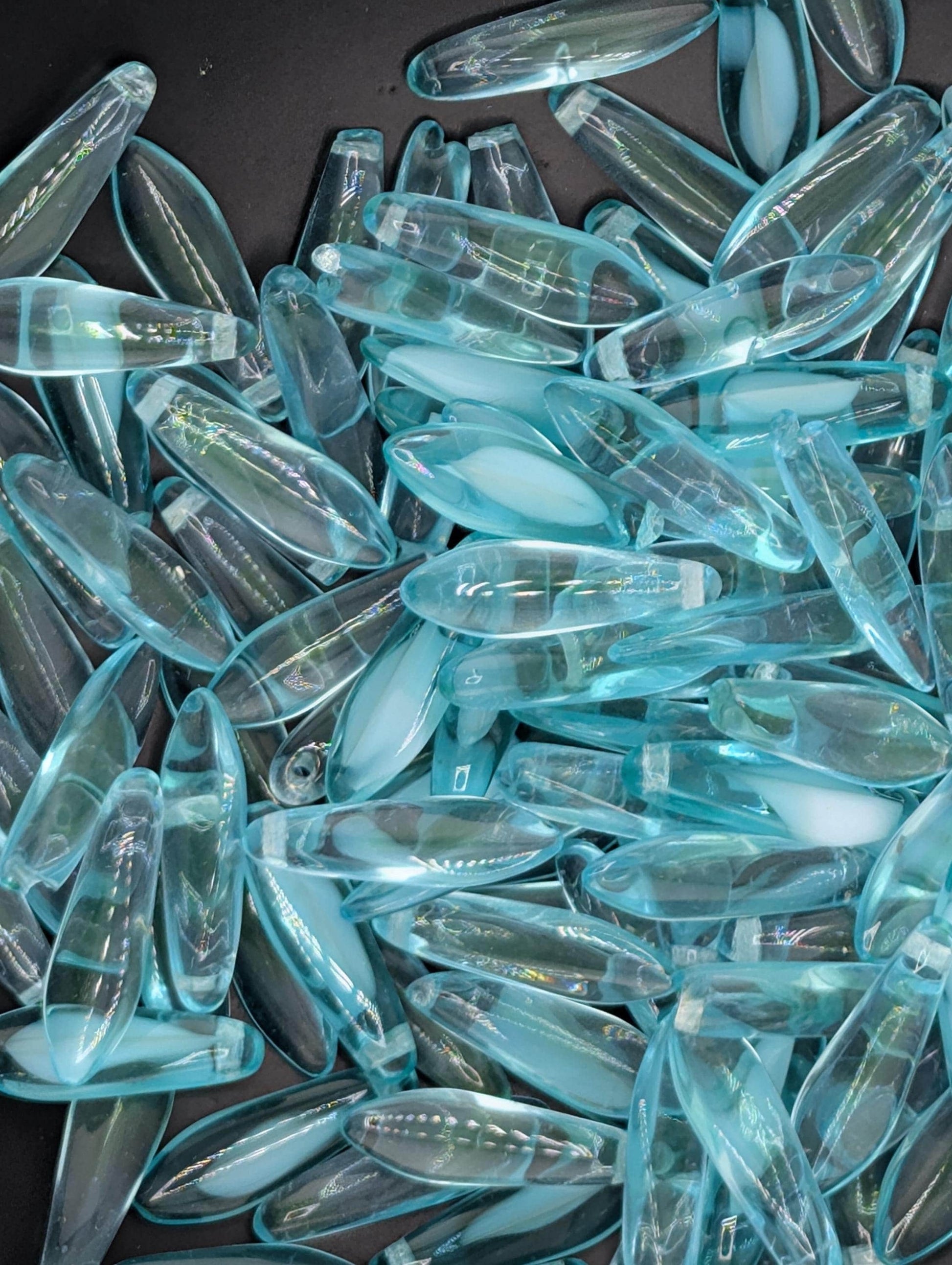 Czech Dagger Beads, Glass Dagger Beads, Unique Craft Supply, Vintage Boho Style, 10g ~20 pcs Pack for Jewelry Making: Aqua & White