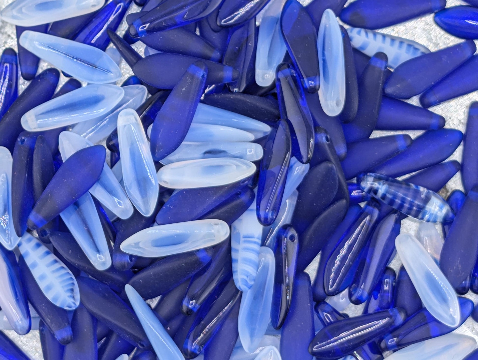 Czech Dagger Bead Blue Mix 10g