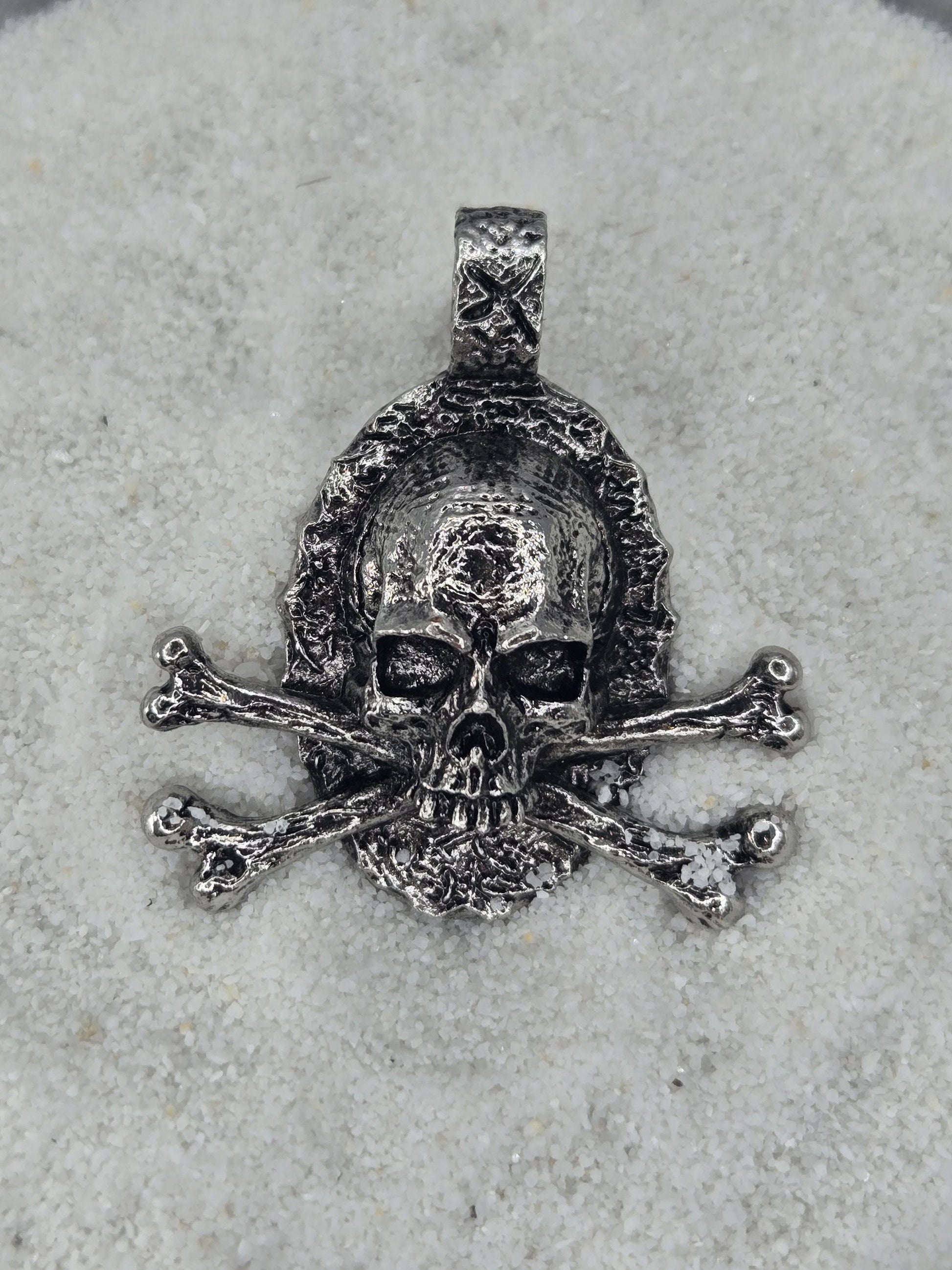 Silver Plated Skull Pendant: Gothic Alloy Charm for Jewelry | Beads for Jewelry Making | DIY Bracelet Earring Supply