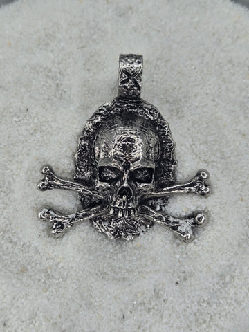 Silver Plated Skull Pendant: Gothic Alloy Charm for Jewelry | Beads for Jewelry Making | DIY Bracelet Earring Supply