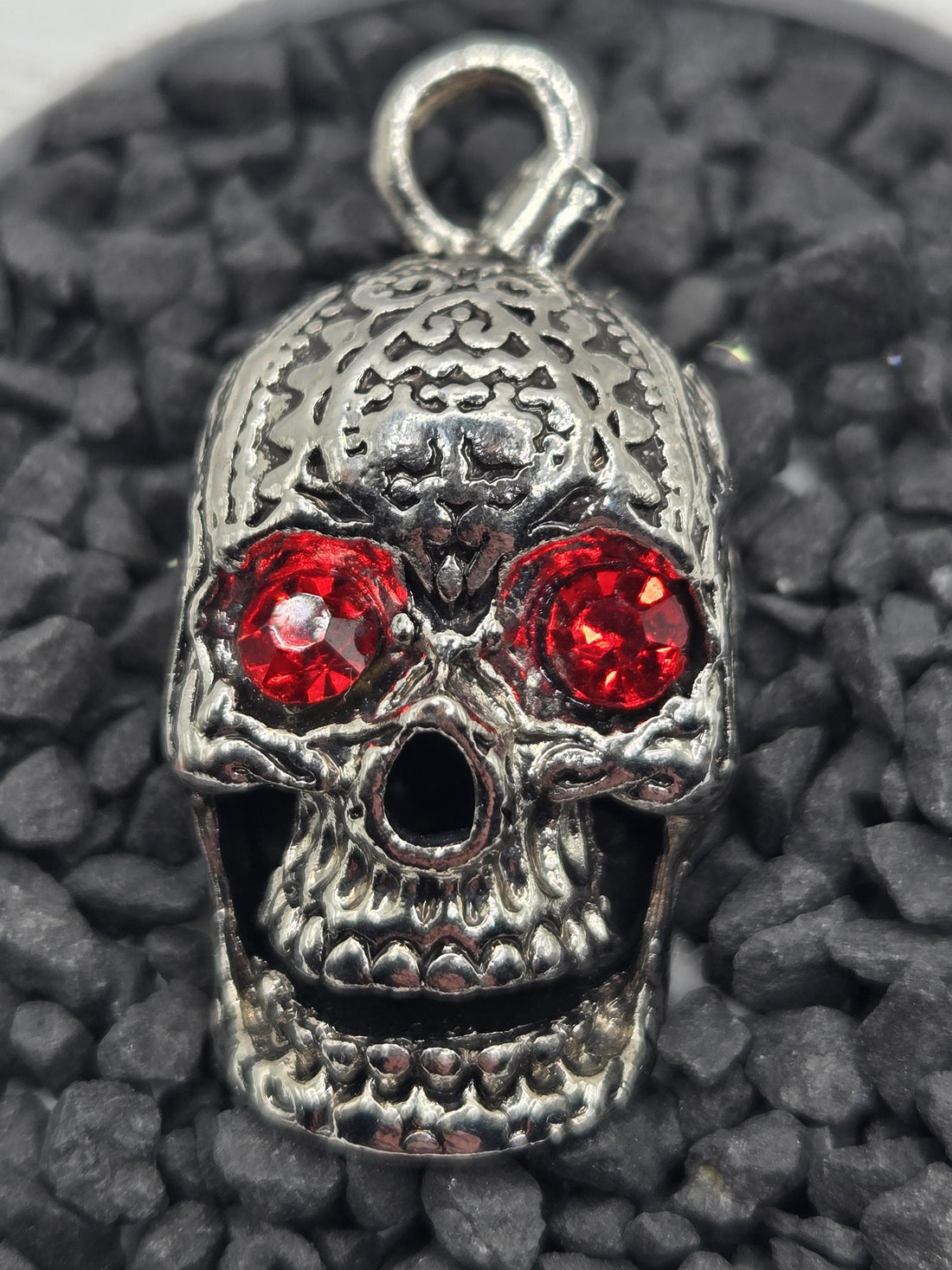Skull Pendant: Fallen Angel Gothic Style (Silver Plated Metal) | Beads for Jewelry Making | DIY Bracelet Earring Supply