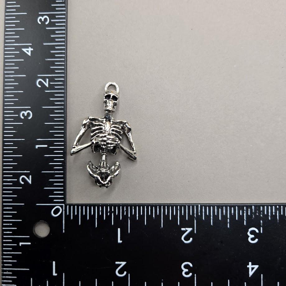 Gothic Skull Pendant, Silver Plated Alloy (DIY Jewelry Charm) | Beads for Jewelry Making | DIY Bracelet Earring Supply