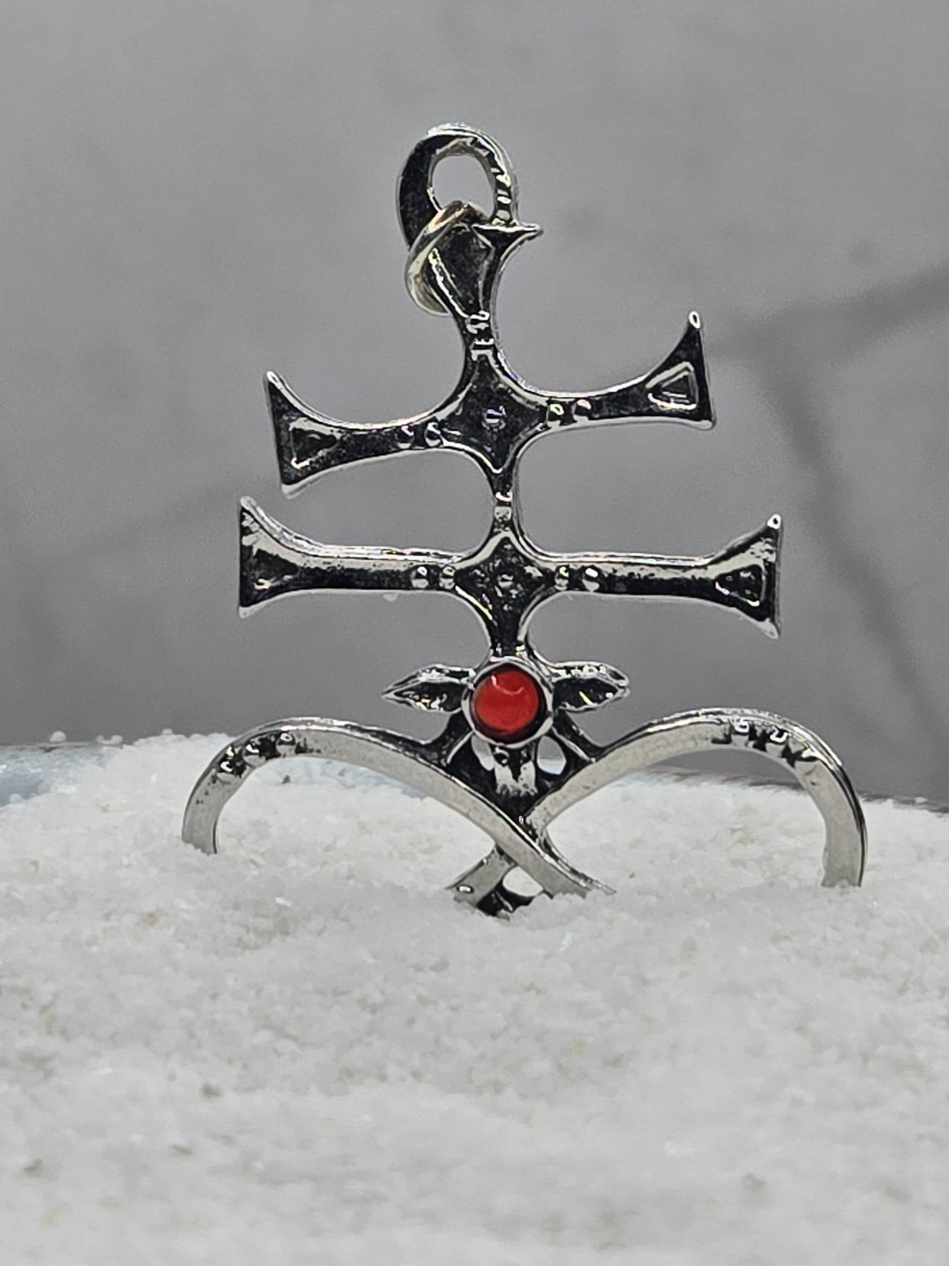 Gothic Silver Skeleton Pendant, Skull Charm (Bag or Car Accessory) | Beads for Jewelry Making | DIY Bracelet Earring Supply