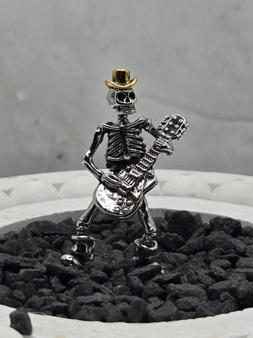 Skull Pendant: Dark Fantasy Jewelry (Silver Plated Alloy) | Beads for Jewelry Making | DIY Bracelet Earring Supply