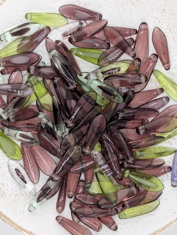 Czech Dagger Bead, Glass GemstonesJewelry Craft Supply, Elegant Gothic Flair, Unique Boho Accessories: Green/Pink 10g