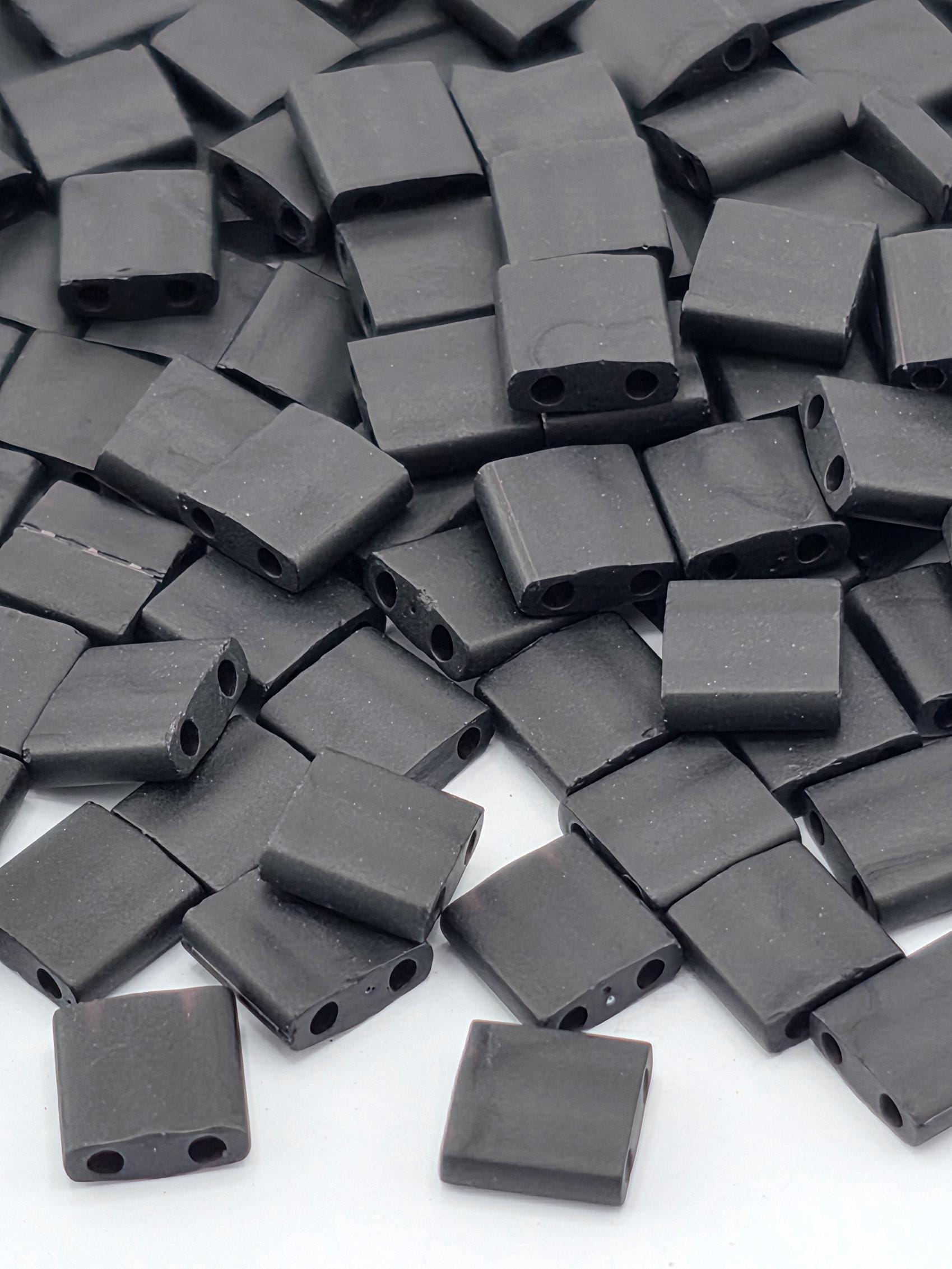 TL0401F-Miyuki Tila Beads:Black O/MA (7.5g pkg)