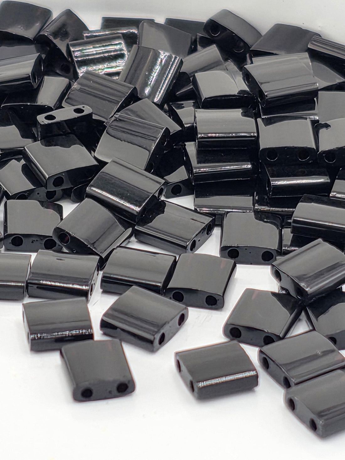 TL0401-Miyuki Tila Beads:Black O (7.5g pkg)