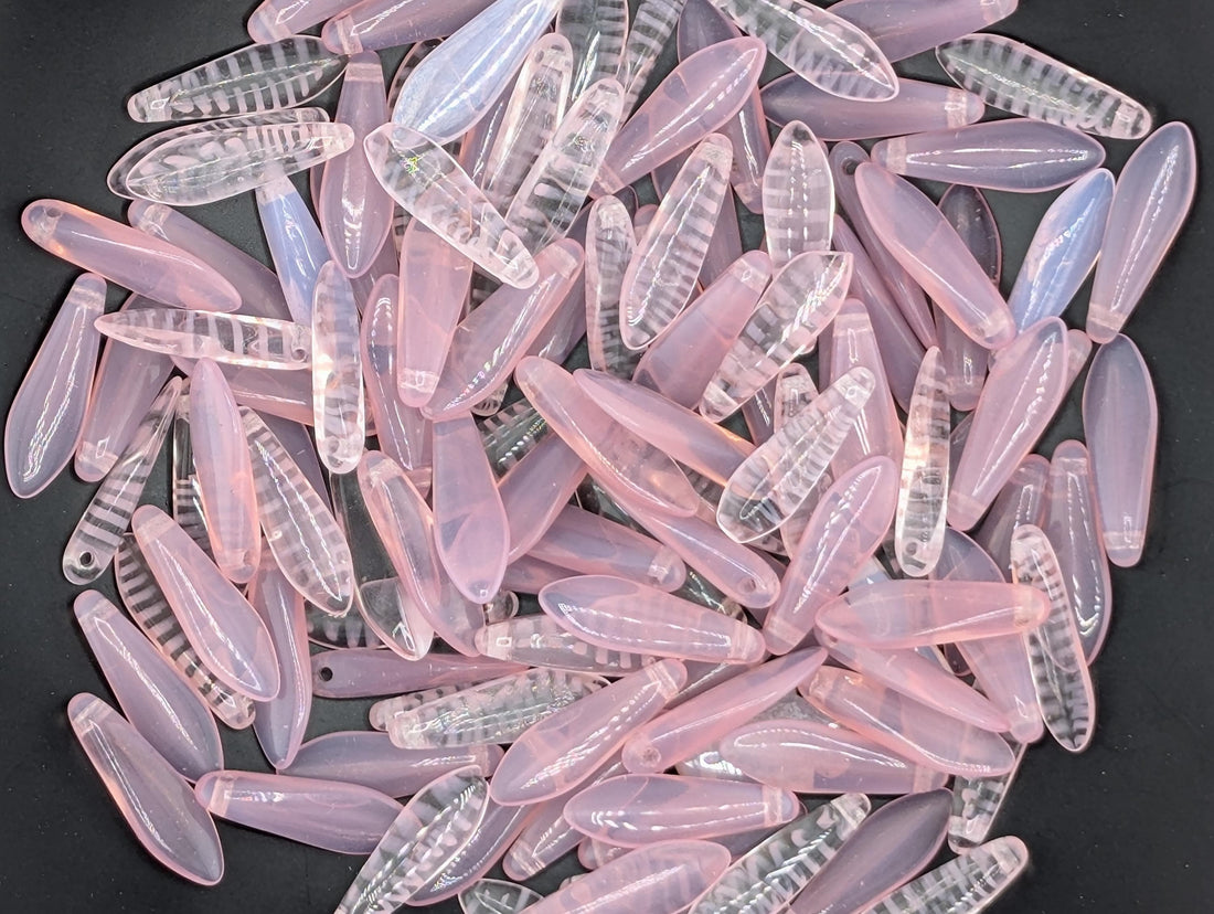 Czech Dagger Bead, Glass GemstonesJewelry Craft Supply, Elegant Gothic Flair, Unique Boho Accessories: Pink 10g