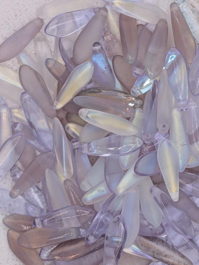 Czech Dagger Bead, Glass GemstonesJewelry Craft Supply, Elegant Gothic Flair, Unique Boho Accessories: Lavender 10g