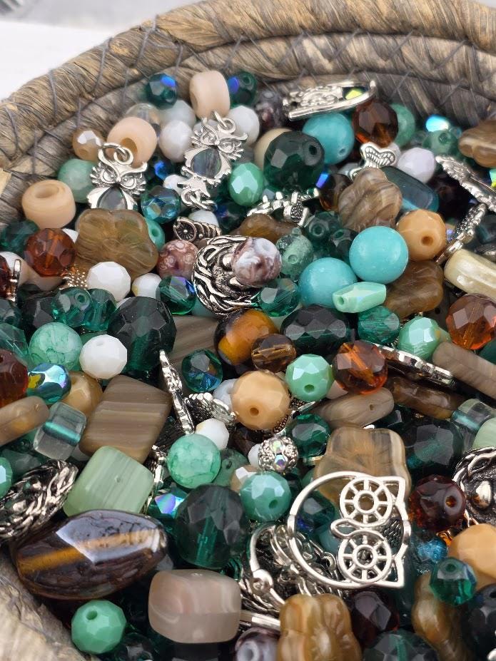 2oz | "Owl that glitters is Abalone" Glass Bead Soup Mix