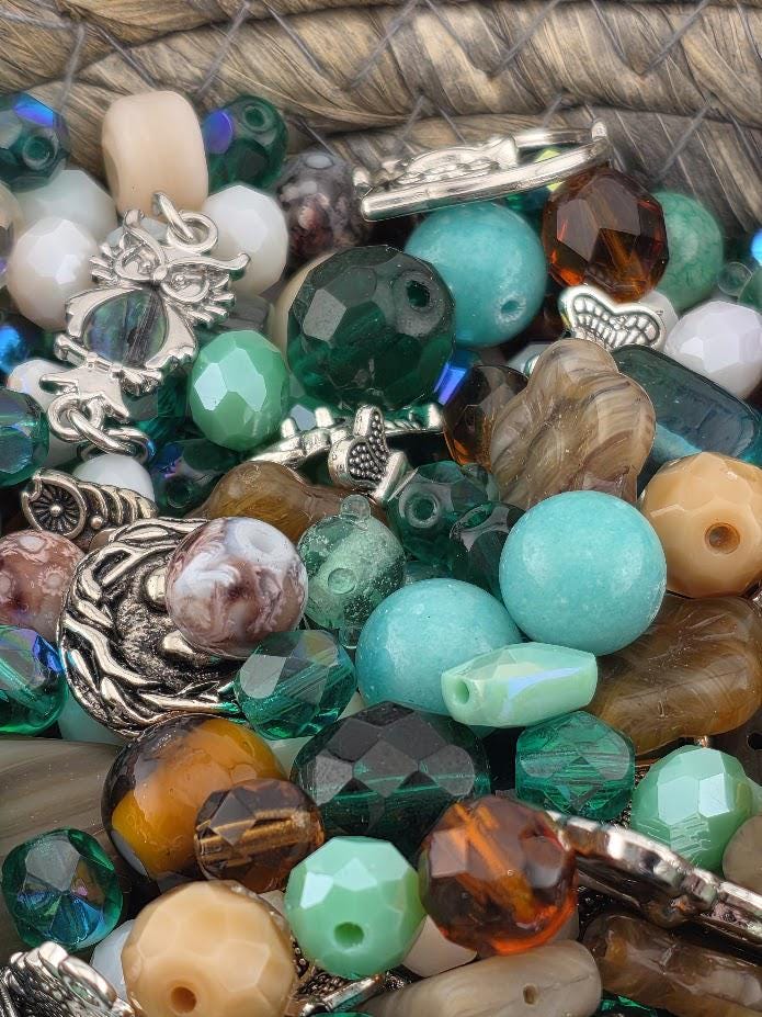 2oz | "Owl that glitters is Abalone" Glass Bead Soup Mix