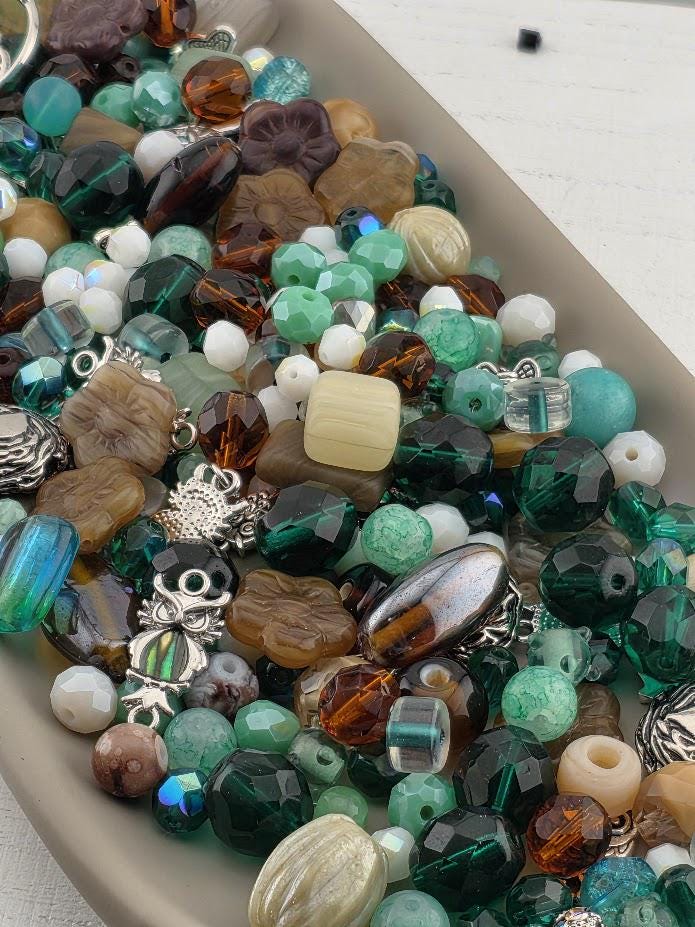 2oz | "Owl that glitters is Abalone" Glass Bead Soup Mix