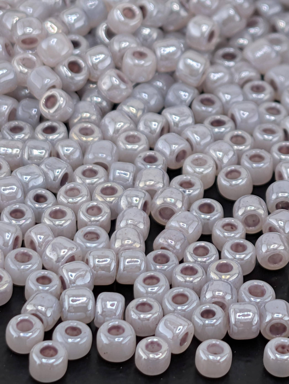 8240SB Opaque Ceylon Grey Lilac 8/0 Matsuno Seed Beads (15g, ~600 pcs) | Japanese Seed Beads | Bead Weaving Embroidery Supply | DIY Jewelry