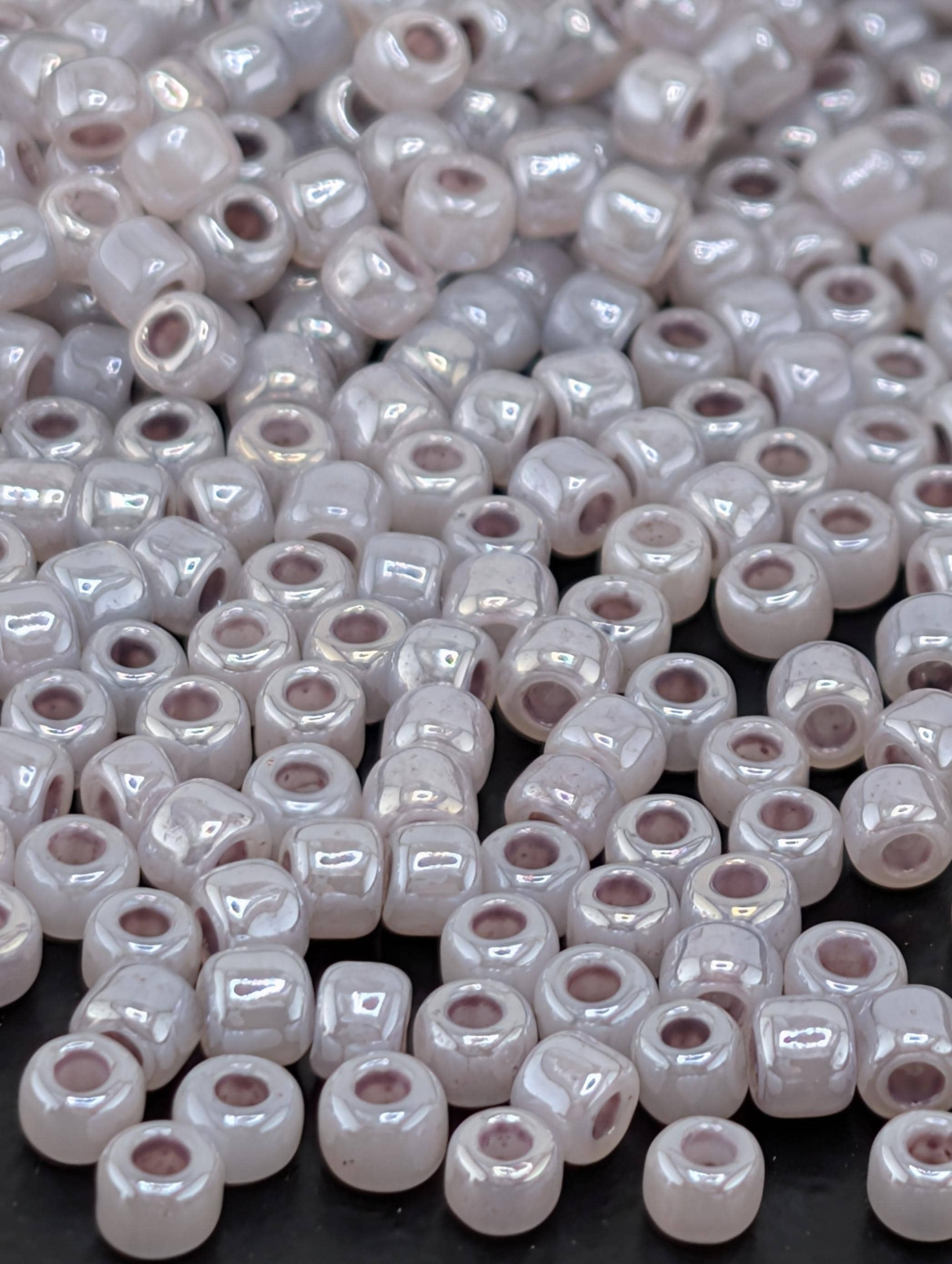 8240SB Opaque Ceylon Grey Lilac 8/0 Matsuno Seed Beads (15g, ~600 pcs) | Japanese Seed Beads | Bead Weaving Embroidery Supply | DIY Jewelry