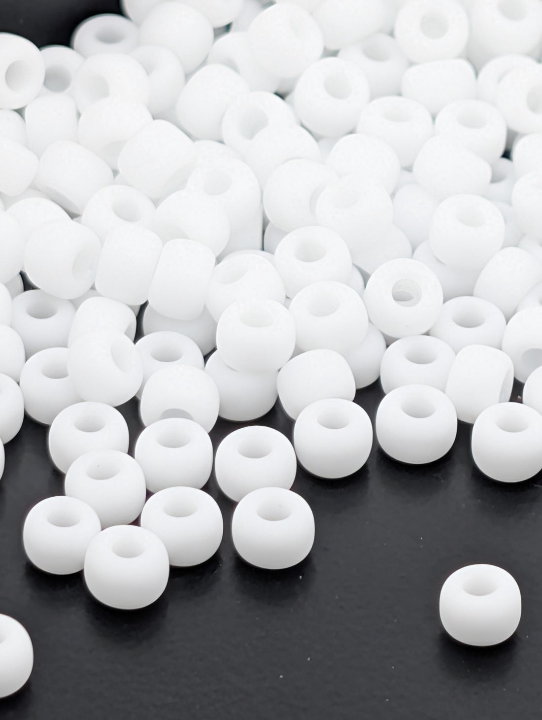 6-0402F:White O/MA-Miyuki Rocaille 6/0 (20g pkg ~240 pcs)