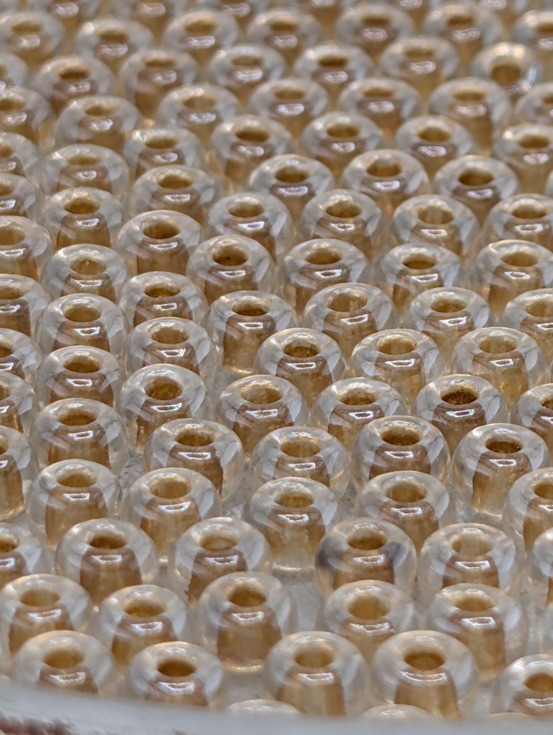 6-1522:Crystal/Gold ICL*-Miyuki Rocaille 6/0 (20g pkg ~240 pcs)