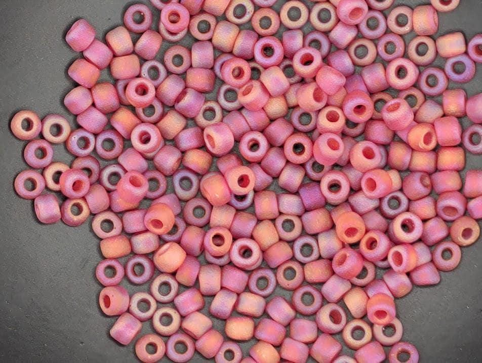 Matsuno Seed Beads: Transparent Frosted Rainbow Red (Size 6, 15g)