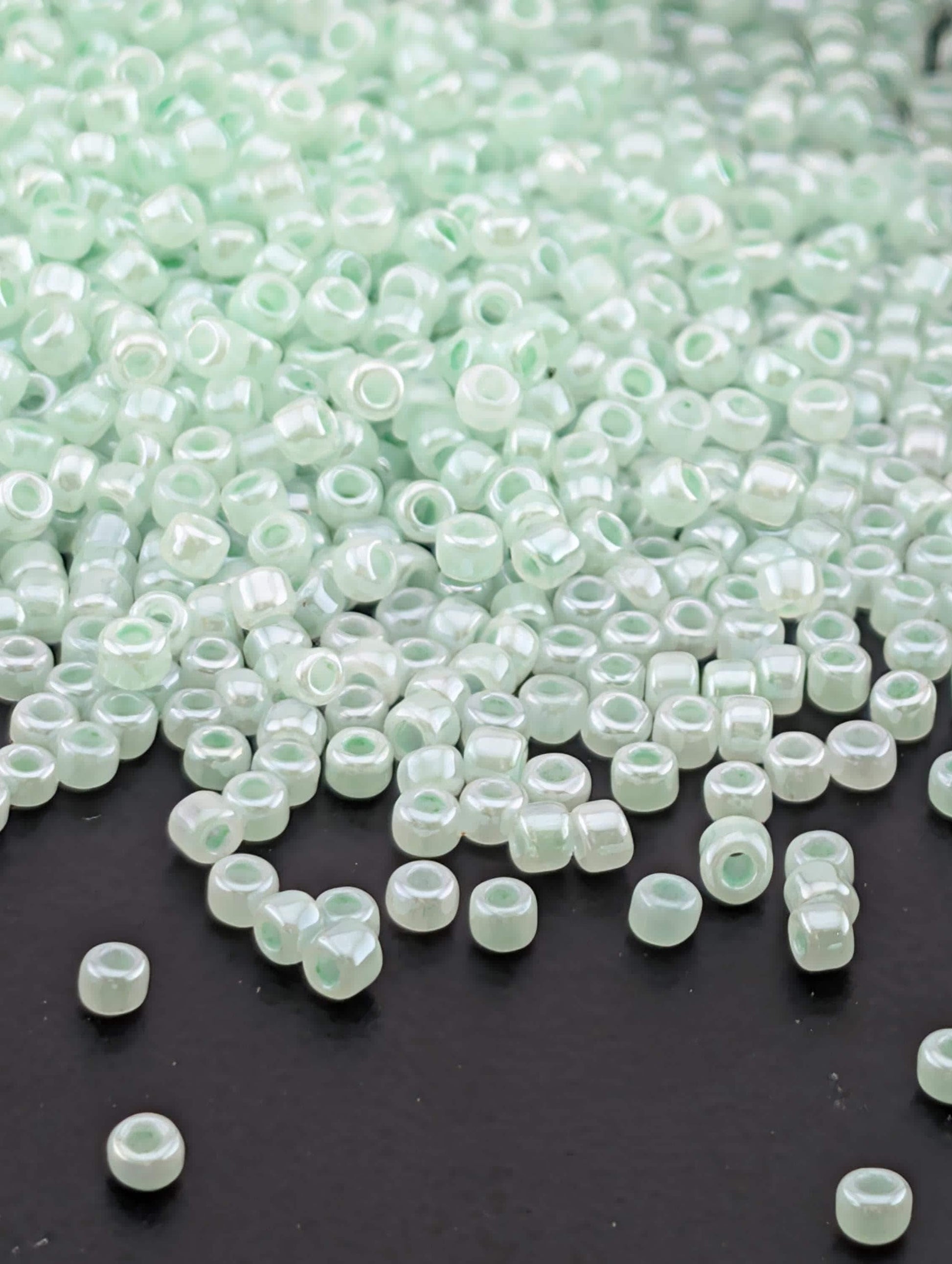 1742SB Opaque Ceylon Pastel Seafoam 11/0 Round Matsuno Seed Beads (15g, ~1650 pcs)
