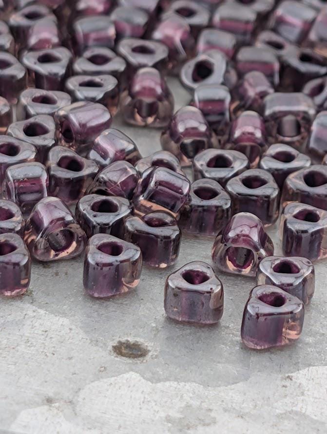 Lt Rose/Raspberry Inside Color Lined Miyuki Triangle Size 5/0 (15g Pkg)