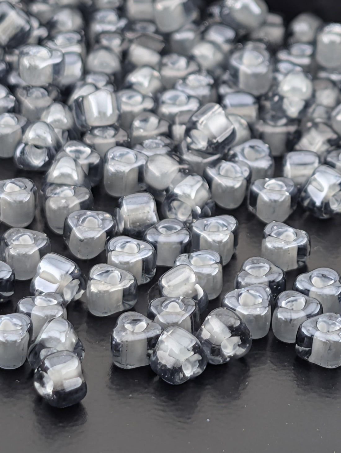 Black/Grey Inside Color Lined Miyuki Triangle Size 8/0 (15g Pkg)