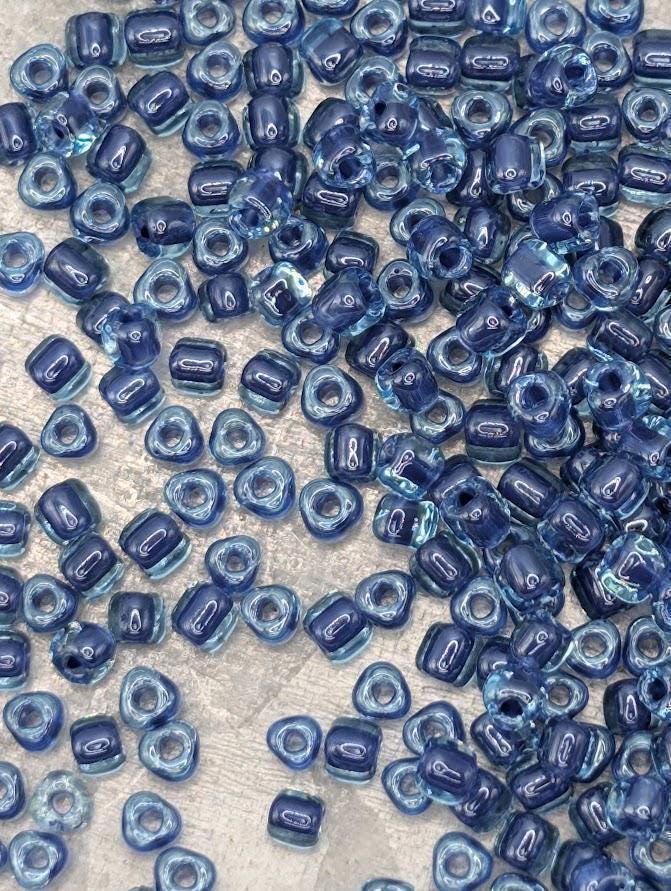 Lt Blue/Dark Blue Inside Color Lined Miyuki Triangle Size 8/0 (15g Pkg)