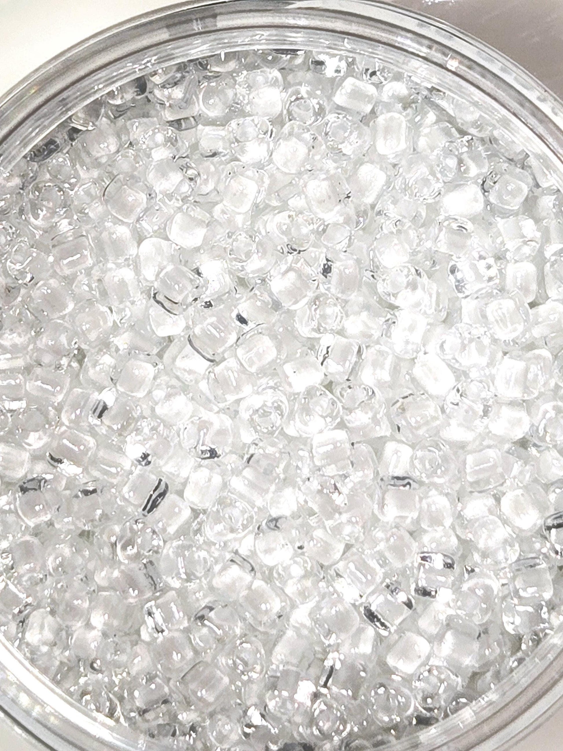 Crystal/White Inside Color Lined Miyuki Triangle Size 8/0 (15g Pkg)