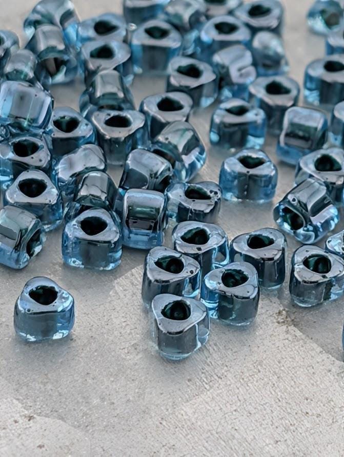 Lt Blue/Dark Teal Inside Color Lined Miyuki Triangle Size 5/0 (15g Pkg)