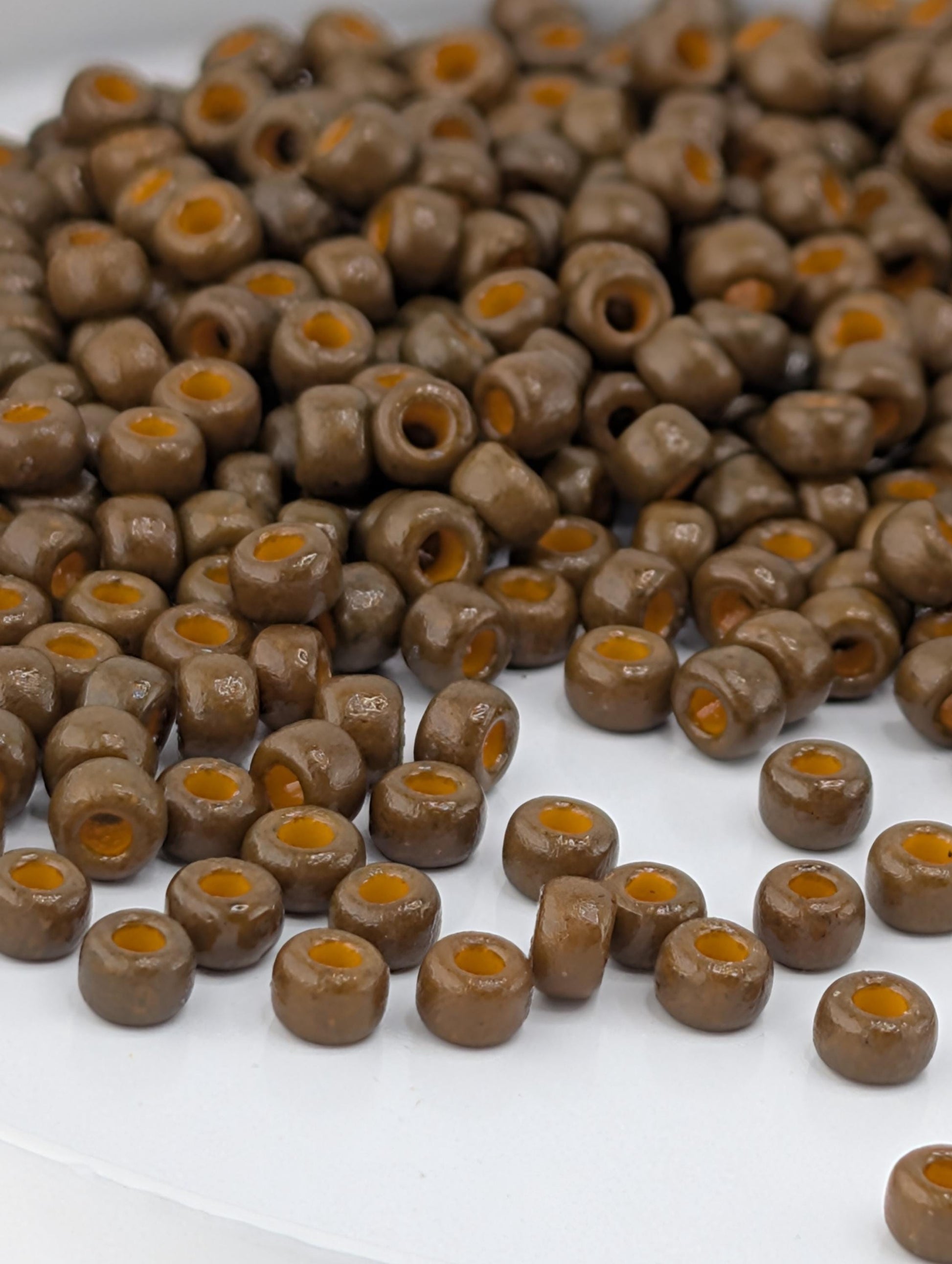 Sienna Dc/O(D) Miyuki Rocaille Size 8/0 (20g pkg)
