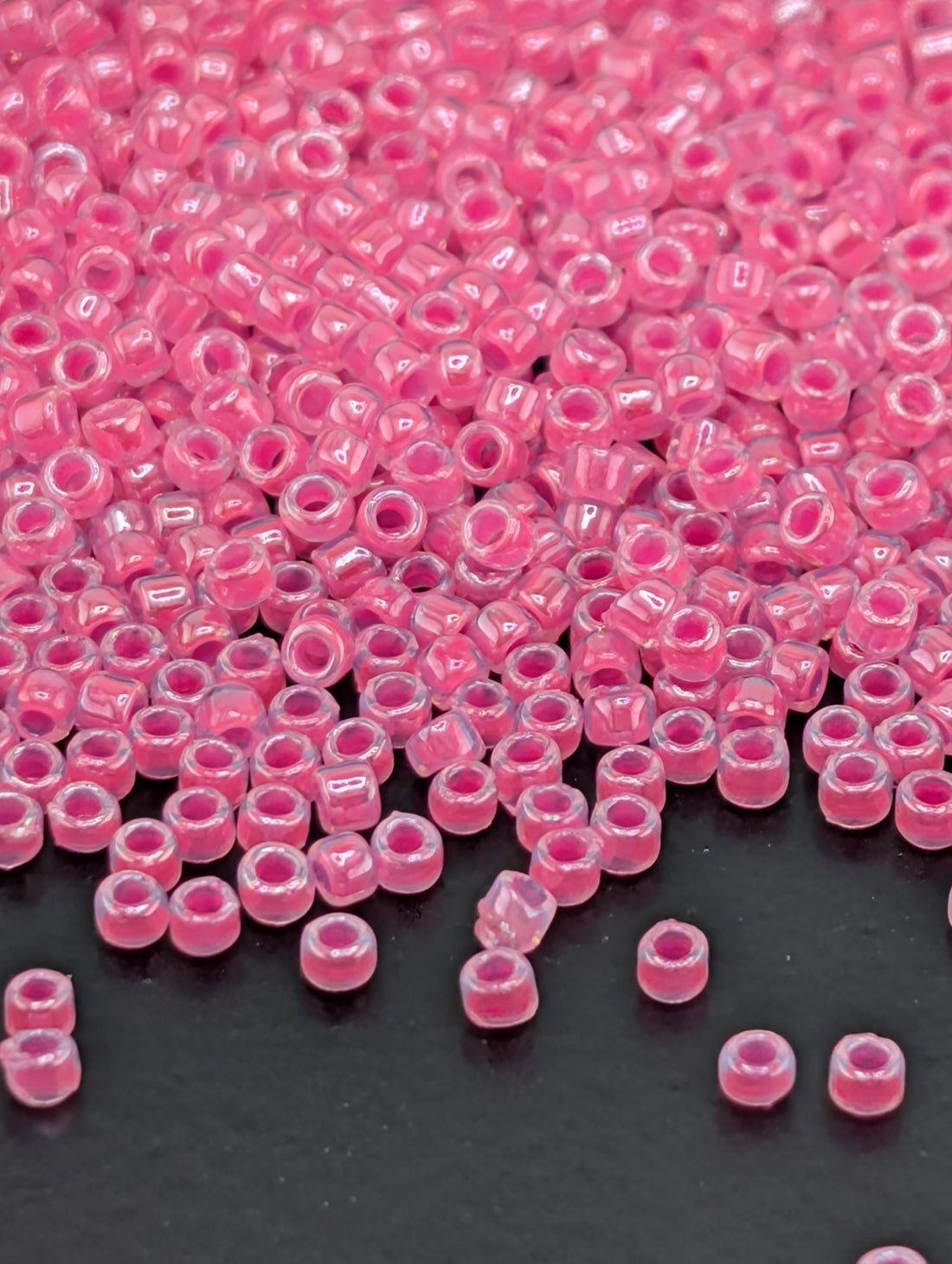 Ceylon Hot Pink Size 15/0 Toho Round 2.5" tube