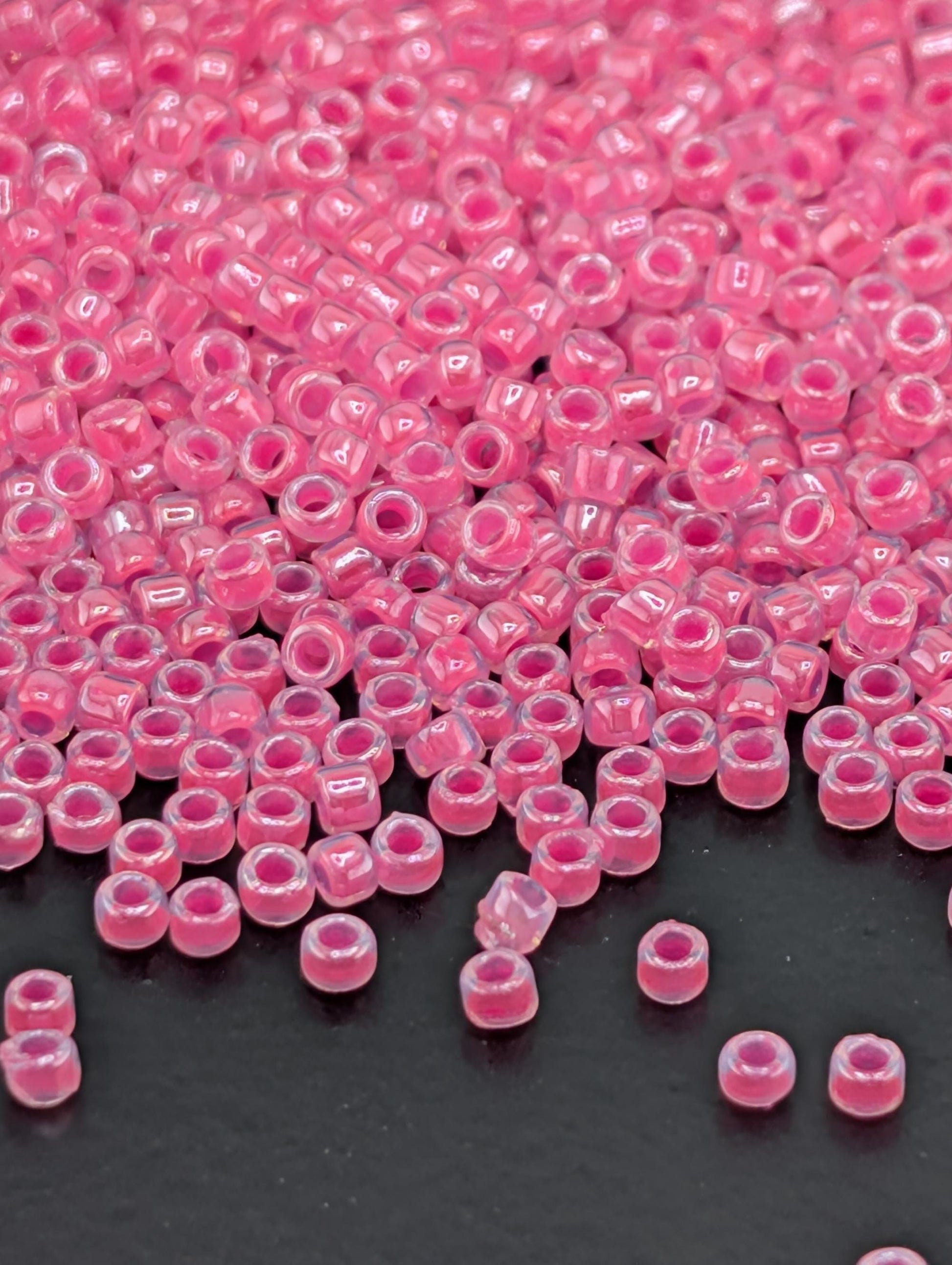 Ceylon Hot Pink Size 15/0 Toho Round 2.5" tube