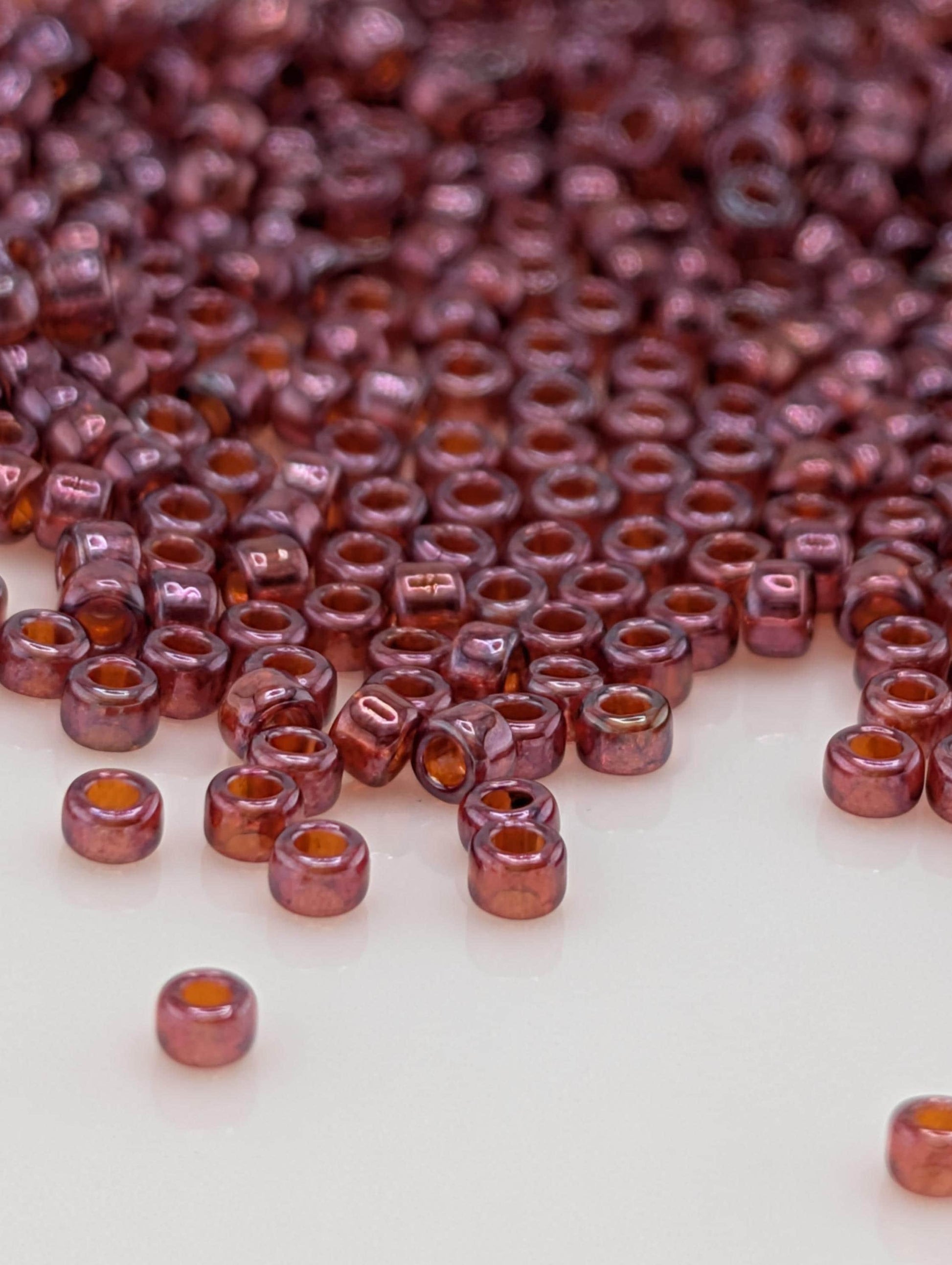 Gold-Lustered Raspberry Size 15/0 Toho Round 2.5" tube