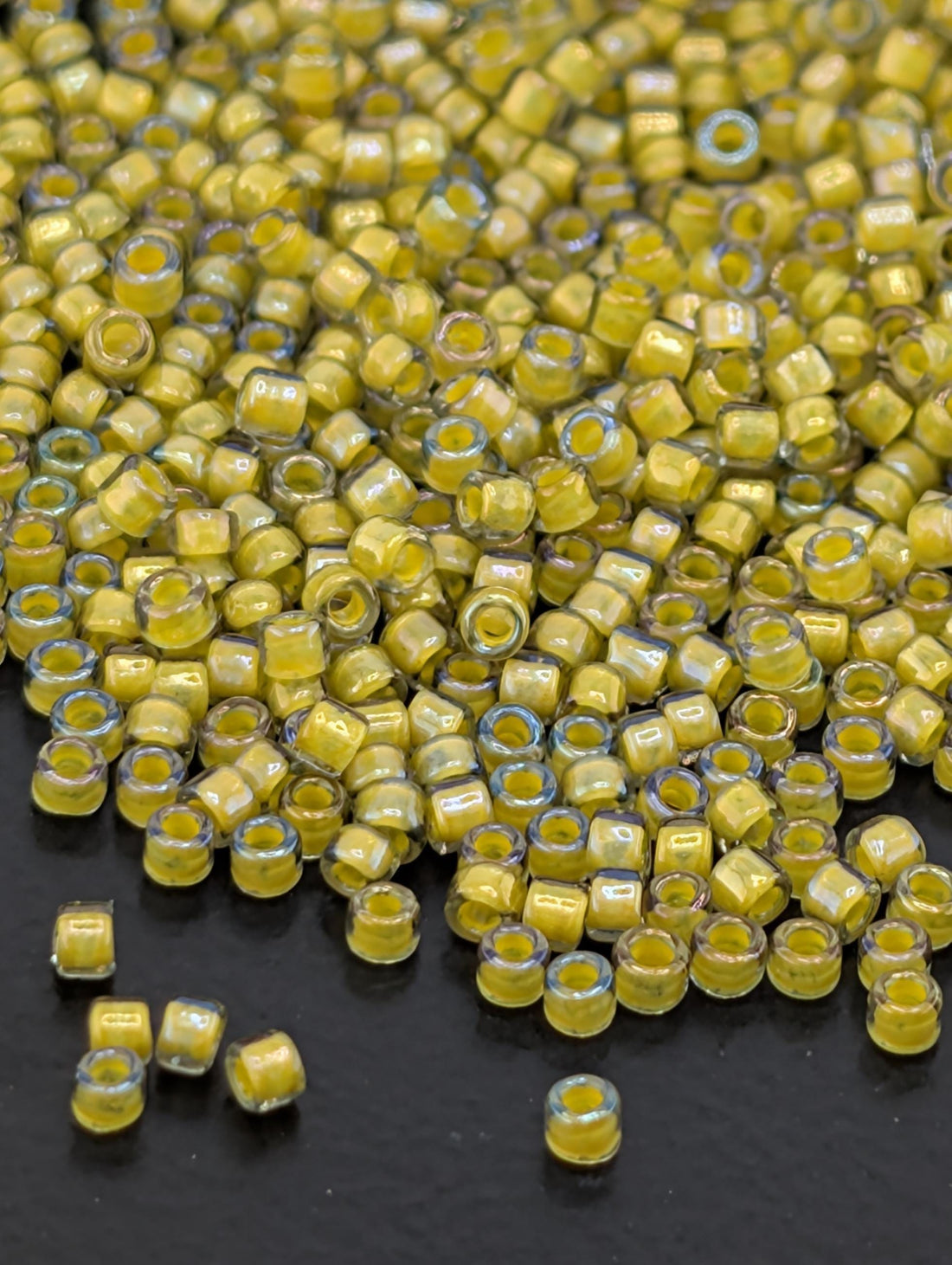 Inside-Color Luster Black Diamond/Opaque Yellow-Lined Size 15/0 Toho Round 2.5" tube | Japanese Seed Beads | Bead Weaving Embroidery Supply