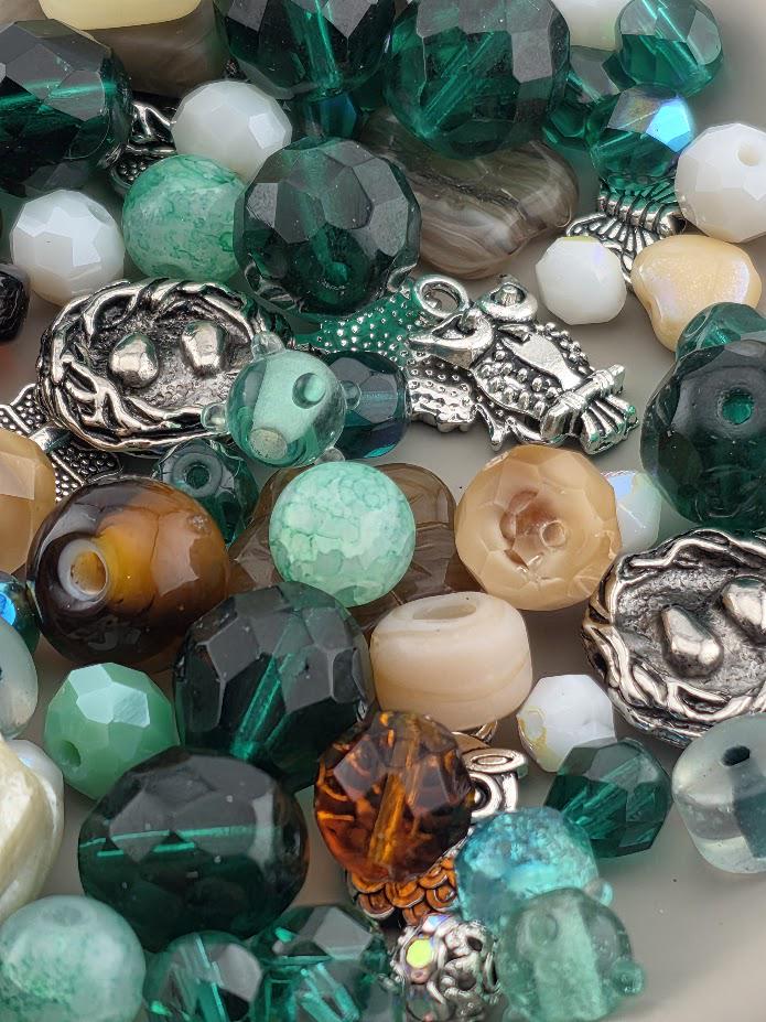 2oz | "Owl that glitters is Abalone" Glass Bead Soup Mix