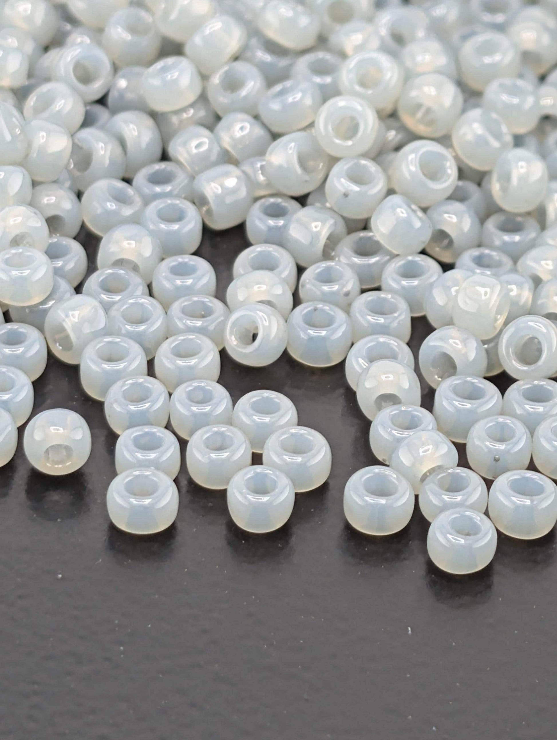 Translucent Gray Size 8/0 Toho Round 2.5" tube