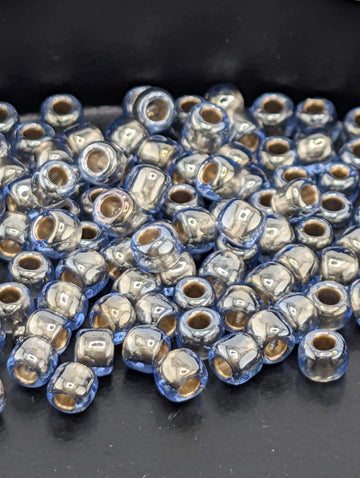 Gold-Lined Lt Montana Blue Size 6/0 Toho Round 2.5" tube