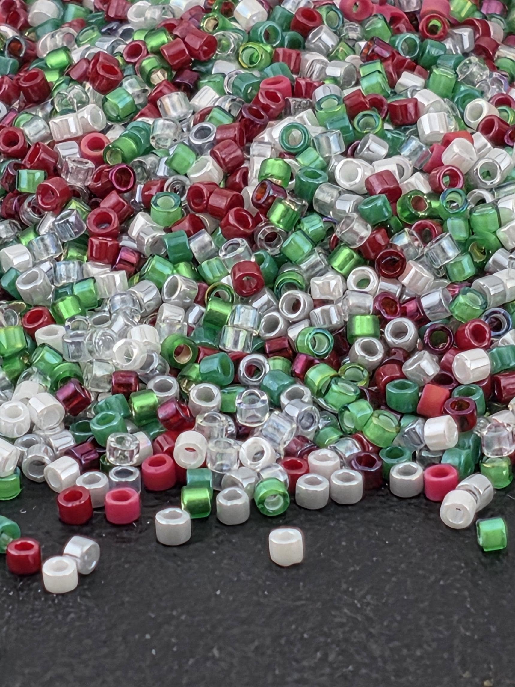 Miyuki Delica Seed Beads Delica Bead Mix "Sleigh Bells" (Size 11, 7 grams, ~1300 beads)
