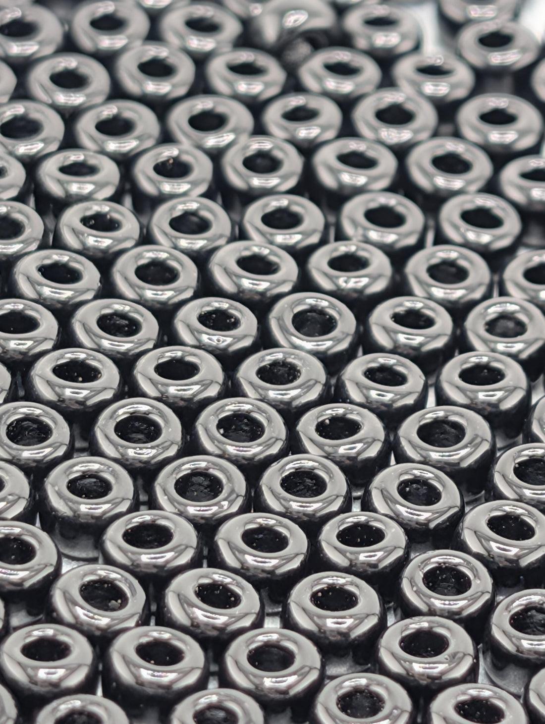 6-0401:Black O-Miyuki Rocaille 6/0 (20g pkg ~240 pcs)