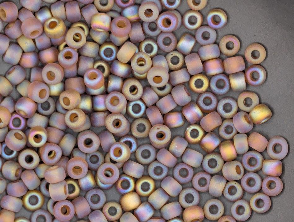 Matsuno Seed Beads: Frosted Rainbow Root Beer - Size 6, 15g Package