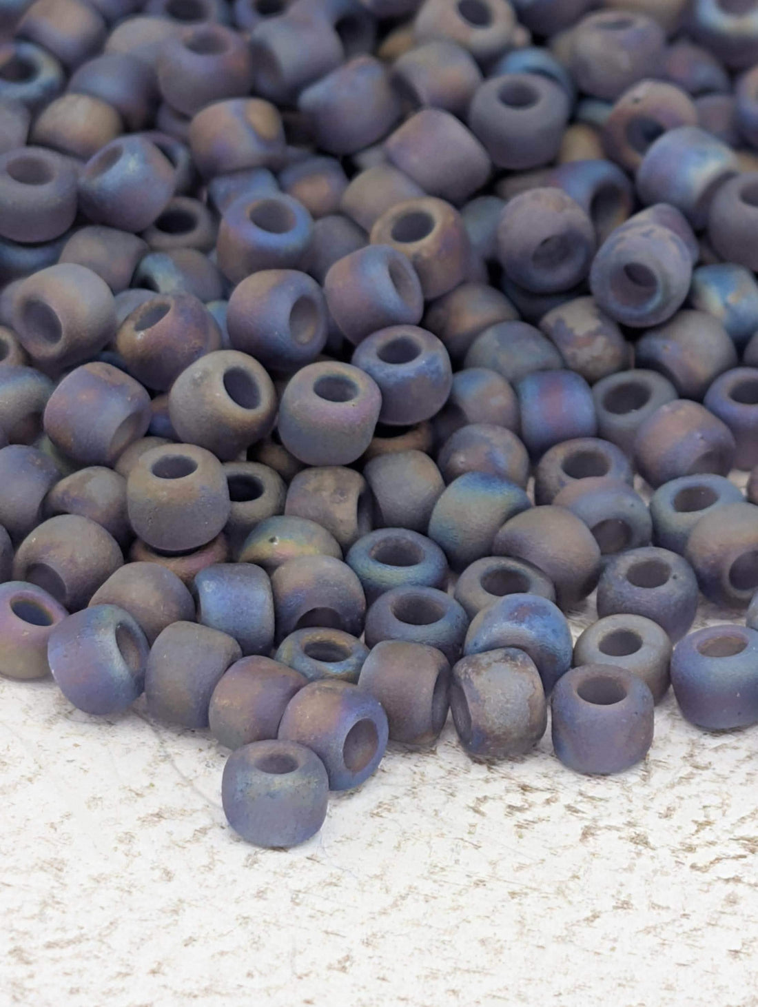 Matsuno Seed Beads Size 6: Transparent Frosted Rainbow Purple, 15g Pack