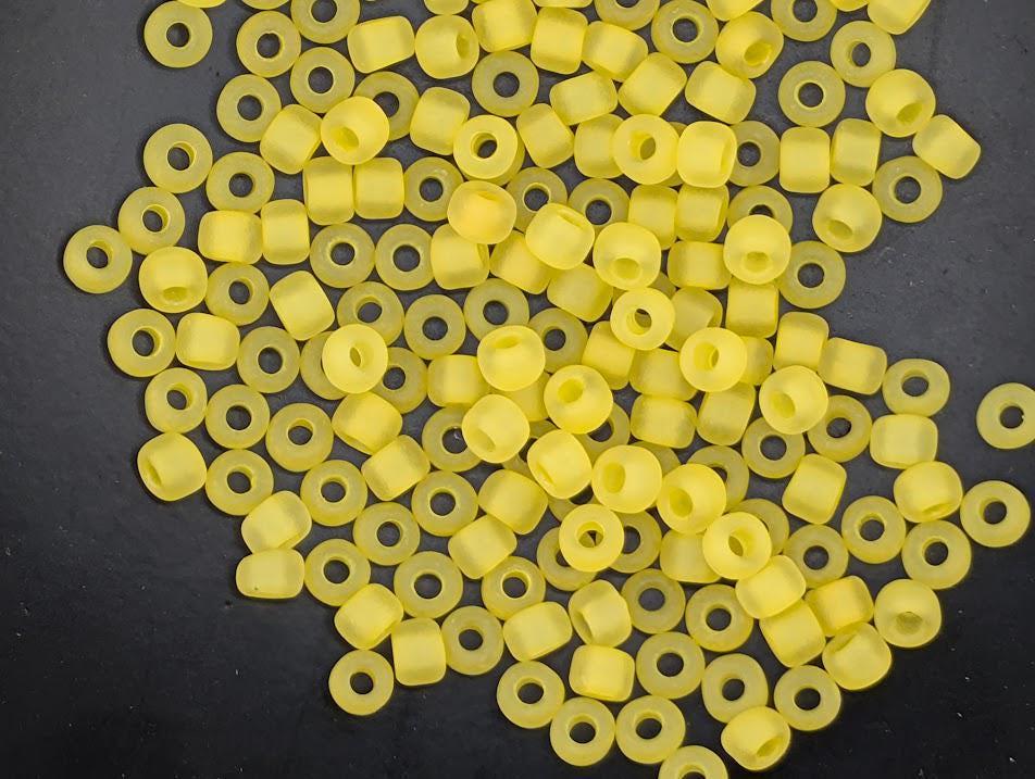 Matsuno Seed Beads, Yellow Translucent Matte (Size 6, 15g ~180 pcs)
