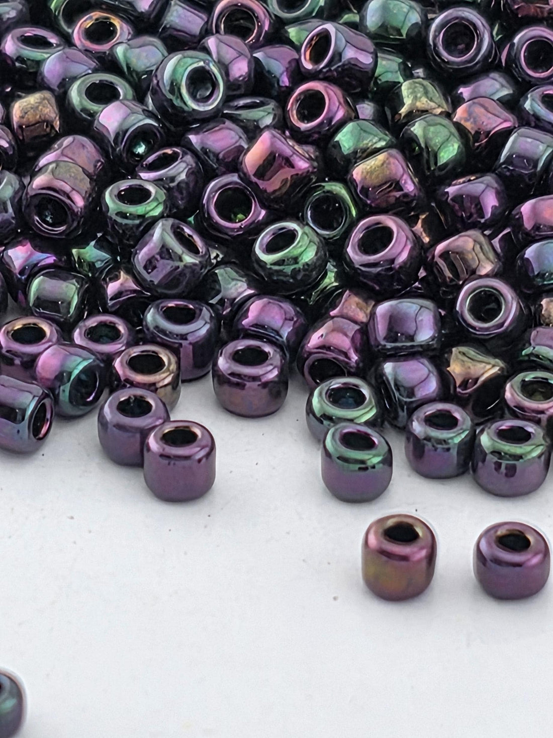 Matsuno Dyna-Mites #11 Round Opaque Iris Peacock (90401 11/0 RR) | Japanese Seed Beads | Bead Weaving Embroidery Supply | DIY Jewelry