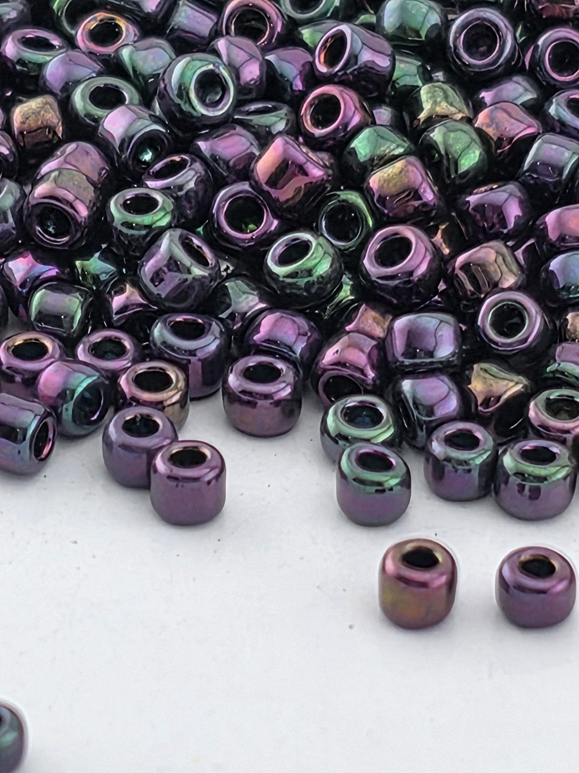 Matsuno Dyna-Mites #11 Round Opaque Iris Peacock (90401 11/0 RR) | Japanese Seed Beads | Bead Weaving Embroidery Supply | DIY Jewelry