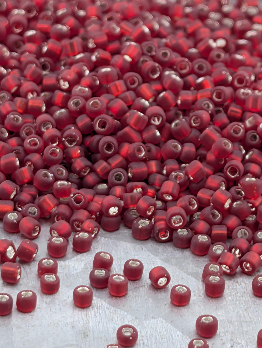 Matsuno Round Translucent Silver-Lined Matte Ruby Red Size 11/0 (68Ma:Sr 11/0 Sr) | Japanese Seed Beads | Bead Weaving Embroidery Supply
