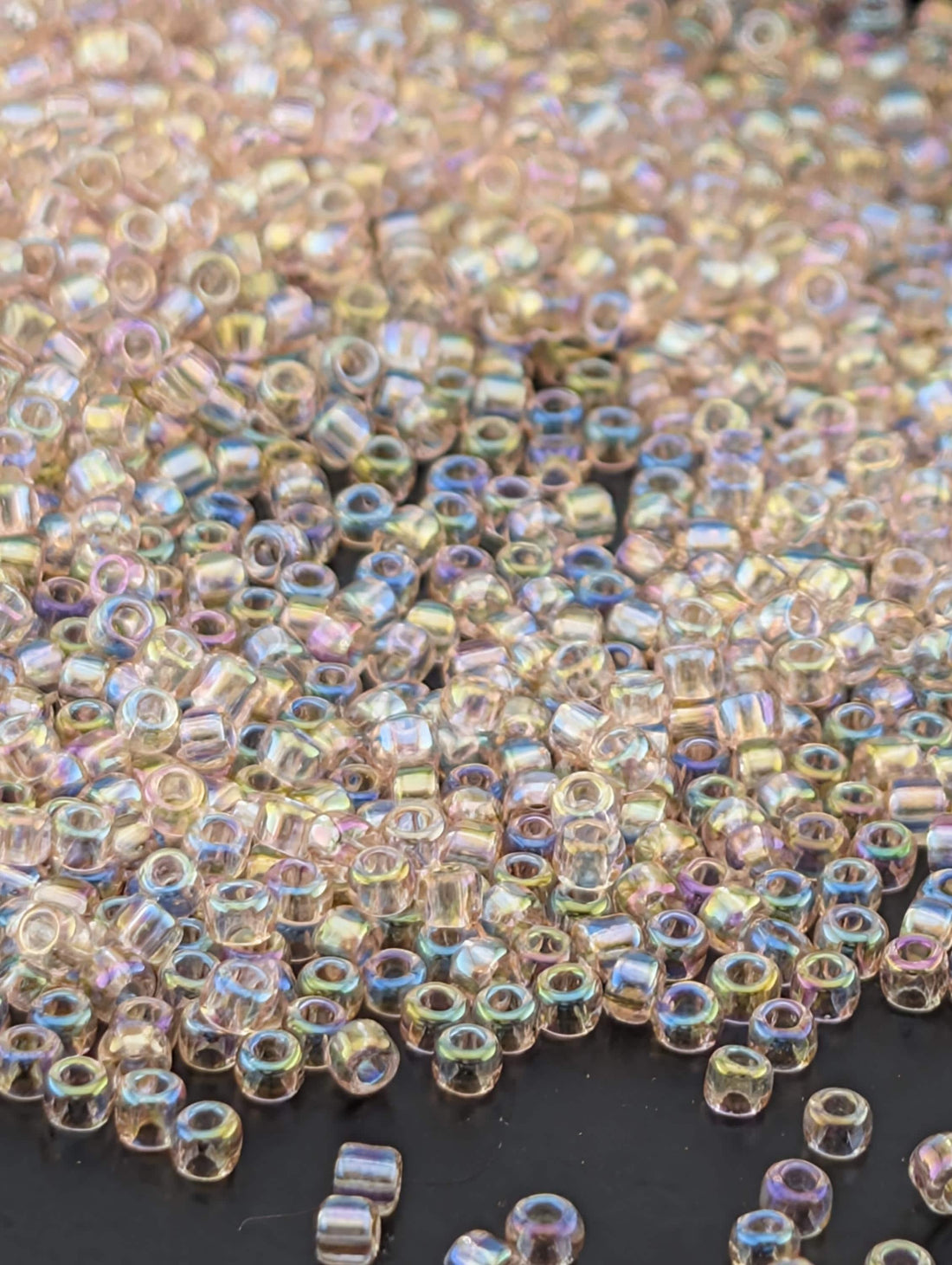 Matsuno Seed Beads: Translucent Rainbow Cream Soda - 11/0 Round Glass