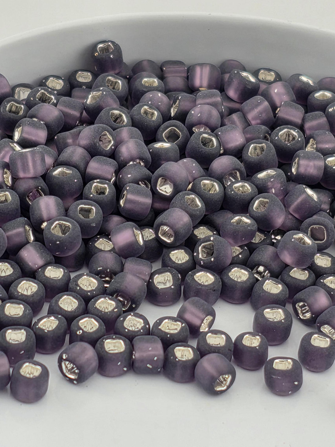 Matsuno Seed Beads, Matte Amethyst Purple (Size 6, 15g, ~180 pcs)
