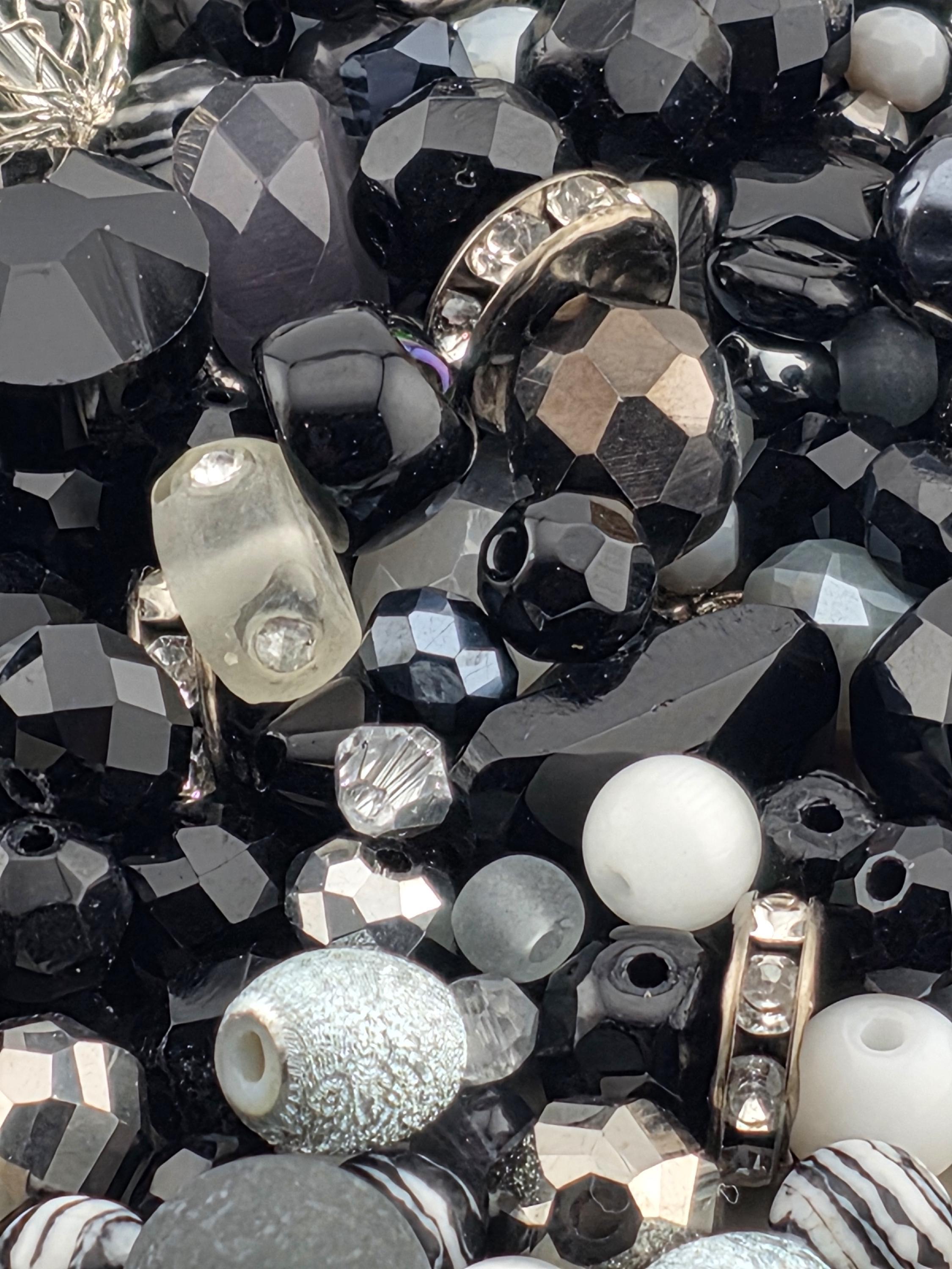 It's not all black and white Glass & Metal Bead Mix By Learise, 2oz pkg